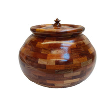 Load image into Gallery viewer, Segmented Pot with lid - 344 pieces - Brian Muffet