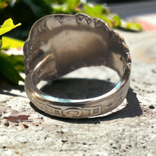Load image into Gallery viewer, Vintage Niagara Falls Sterling Silver Spoon Ring