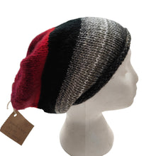 Load image into Gallery viewer, Hand knitted hat #151 - Loris Abercrombie