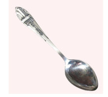 Load image into Gallery viewer, United Nations Spoon Ring - size U - Silver Rose Jewellery