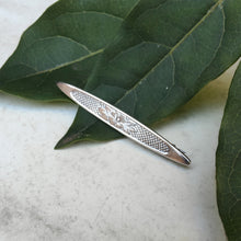Load image into Gallery viewer, Vintage sterling silver bar brooch