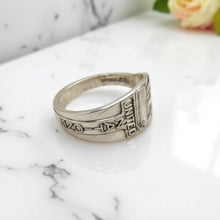 Load image into Gallery viewer, United Nations Spoon Ring - size U - Silver Rose Jewellery