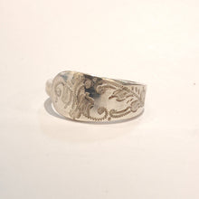 Load image into Gallery viewer, Sheffield (1913) sterling silver spoon ring