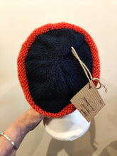 Load image into Gallery viewer, Hand knitted hat #186 - Loris Abercrombie