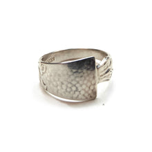 Load image into Gallery viewer, Vintage Norwegian Silver Spoon Ring 