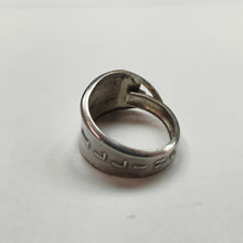 Load image into Gallery viewer, Vintage Sterling Silver Illinois Souvenir Spoon Ring - Size M