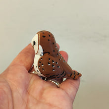 Load image into Gallery viewer, Articulated 3D printed Barn Owl - CallanMorrison