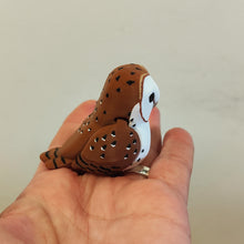 Load image into Gallery viewer, Articulated 3D printed Barn Owl - CallanMorrison