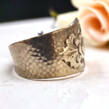 Load image into Gallery viewer, Vintage Norwegian Silver ring - Dovre Pattern - Silver Rose Jewellery