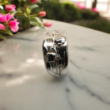 Load image into Gallery viewer, Lily of the Valley spoon Ring - sterling silver - size P
