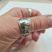 Load image into Gallery viewer, Large Vintage Sterling Silver Salt Lake City Utah Souvenir Spoon ring - size Z+
