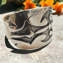 Load image into Gallery viewer, Vintage Sterling silver Spoon Handle Ring - Size Z