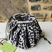 Load image into Gallery viewer, Black and White Evening Bag - Pen Morrison