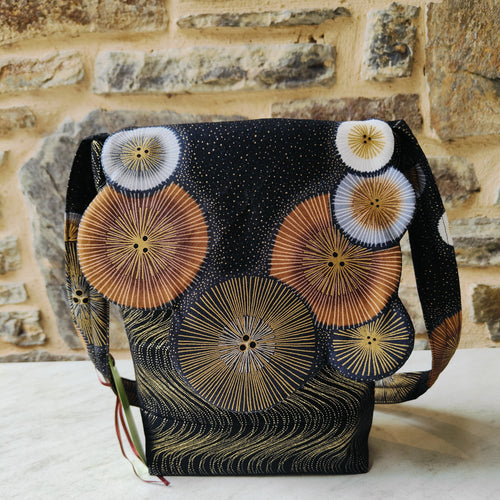 Black and gold fabric shoulder bag - Pen Morrison