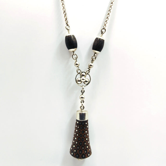 Casuarina Cone Piqué  Necklace - Rob Morrison