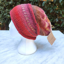 Load image into Gallery viewer, Hand knitted hat #140 - Loris Abercrombie