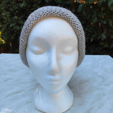 Load image into Gallery viewer, Hand knitted hat #139 - Loris Abercrombie