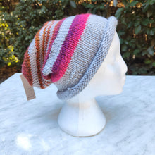 Load image into Gallery viewer, Hand knitted hat #139 - Loris Abercrombie