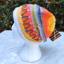 Load image into Gallery viewer, Hand knitted hat #143 - Loris Abercrombie