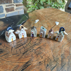 Miniature ceramic house #1 - Lynne Asquith