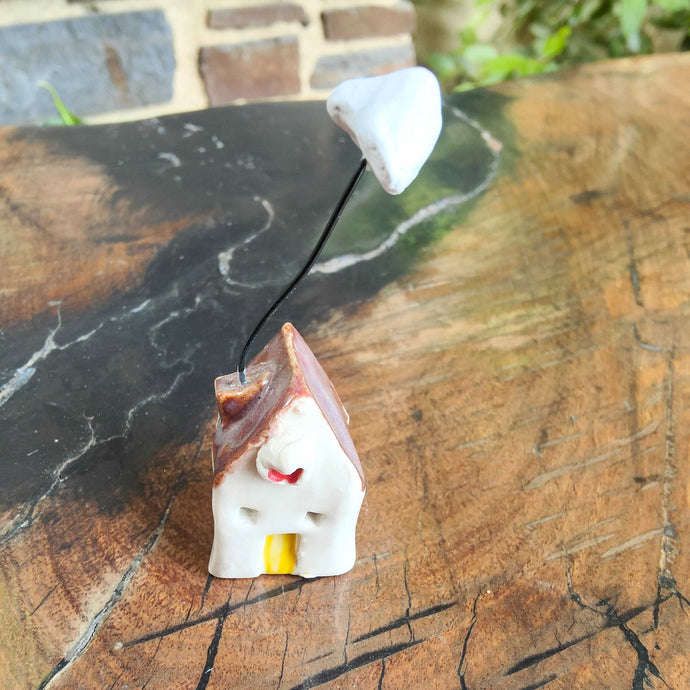 Miniature ceramic house #1 - Lynne Asquith