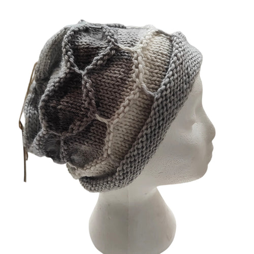 Hand knitted hat #154 - Loris Abercrombie