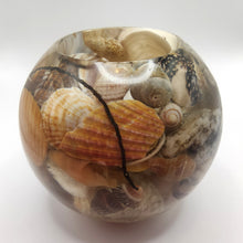 Load image into Gallery viewer, Ocean shells candle holder - Belong Design