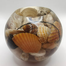 Load image into Gallery viewer, Ocean shells candle holder - Belong Design