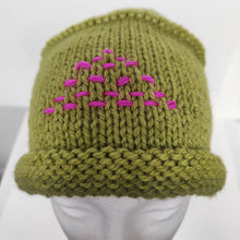 Load image into Gallery viewer, Hand knitted hat #160 - Loris Abercrombie