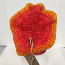 Load image into Gallery viewer, Hand knitted hat #161 - Loris Abercrombie