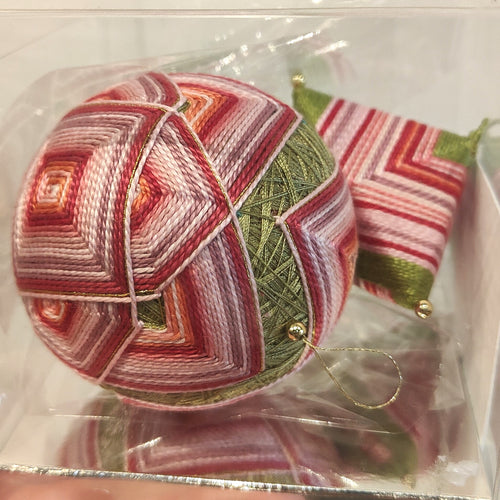 Medium Temari and Hishikazari ornaments - Annie Reid