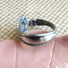 Load image into Gallery viewer, 1900 Vintage Sterling Silver Raleigh Spoon Ring - size V