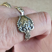 Load image into Gallery viewer, 1900 Vintage Sterling Silver Raleigh Spoon Ring - size V
