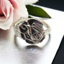 Load image into Gallery viewer, Dutch Vintage Sterling Silver Rose Spoon Ring