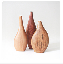 Load image into Gallery viewer, Juno Vase - Blackwood - James Walker
