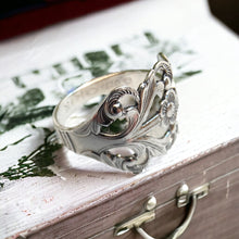 Load image into Gallery viewer, Viking Rose Norwegian spoon ring