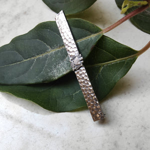 Vintage Sterling Silver Hammered Bar Brooch with Crest