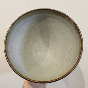 Stoneware bowl with ash glaze and bare clay 1