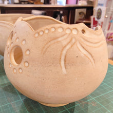 Load image into Gallery viewer, Ceramic Yarn Bowl - hand carved