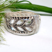 Load image into Gallery viewer, Vintage Bright cut Norwegian spoon Ring - 2 sizes