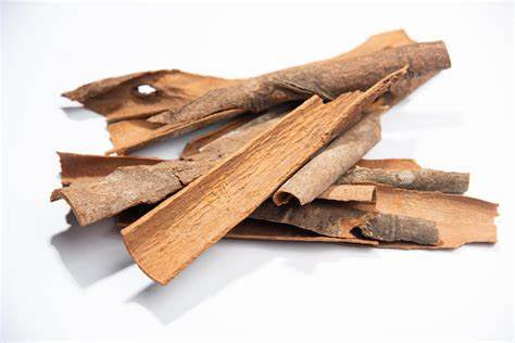 Cinnamon Bark Essential Oil – 10ml - Divine Oils