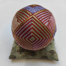 Load image into Gallery viewer, Temari with cushion - Annie Reid