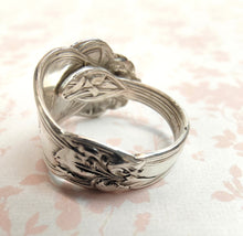 Load image into Gallery viewer, the inside of a silver ring