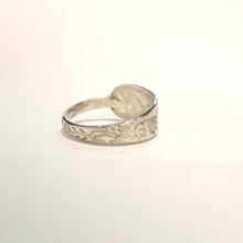 Load image into Gallery viewer, Sheffield (1913) sterling silver spoon ring - size O - Silver Rose Jewellery