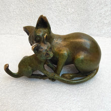 Load image into Gallery viewer, Bronze miniature by Silvio Apponyi - Cat grooming kitten