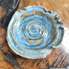 Load image into Gallery viewer, Medium wave dish - Tatty K