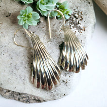Load image into Gallery viewer, Vintage Scalloped sterling silver spoon earrings