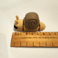 Load image into Gallery viewer, Mini articulated 3D printed Snail