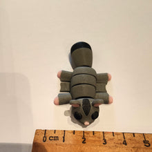 Load image into Gallery viewer, Mini articulated 3D printed sugar glider