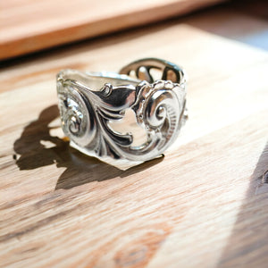 Vintage Nordic Swirl spoon ring